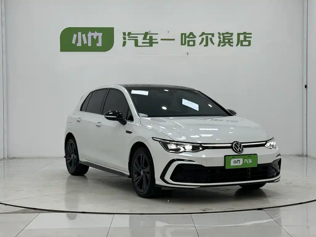 Volkswagen Golf 2024