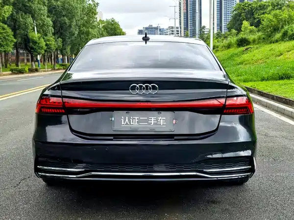 Audi A7L 2024
