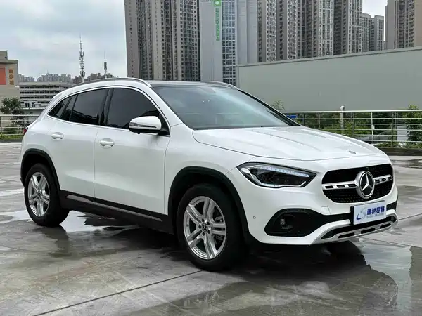 Mercedes-Benz GLA 2021