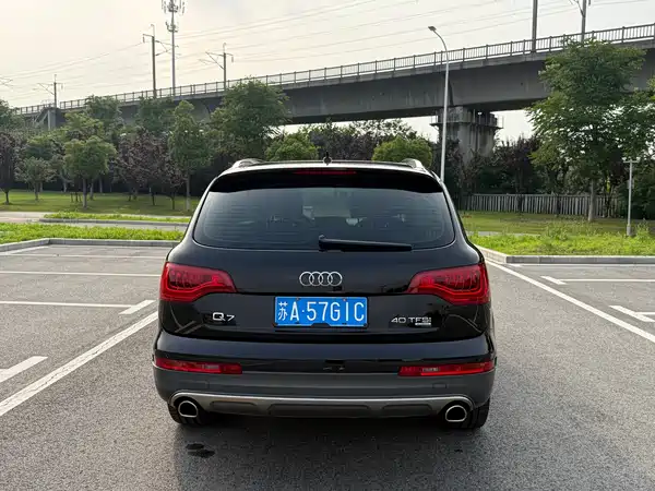Audi Q7 2015