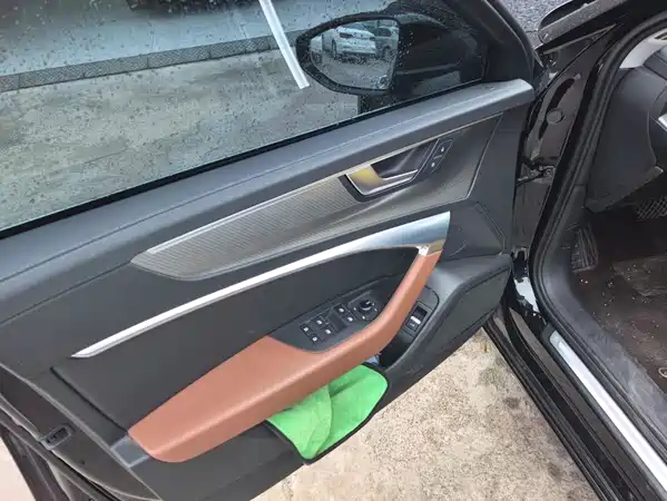 Audi A6L 2020