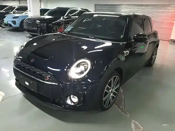 MINI Clubman 2022