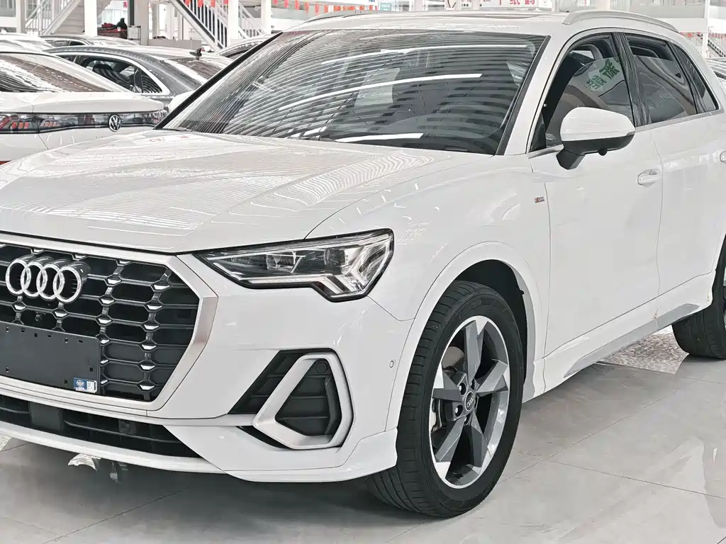 Audi Q3 2023
