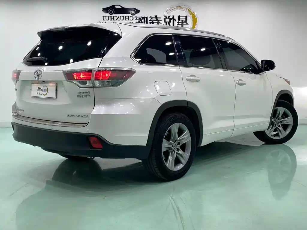 Toyota Highlander 2017 — фото 9