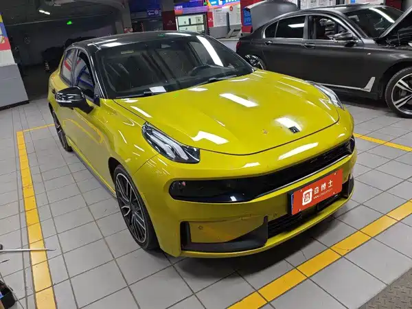 Lynk & Co 03 2021