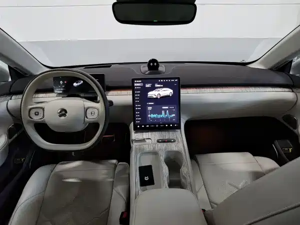 NIO ET7 2022