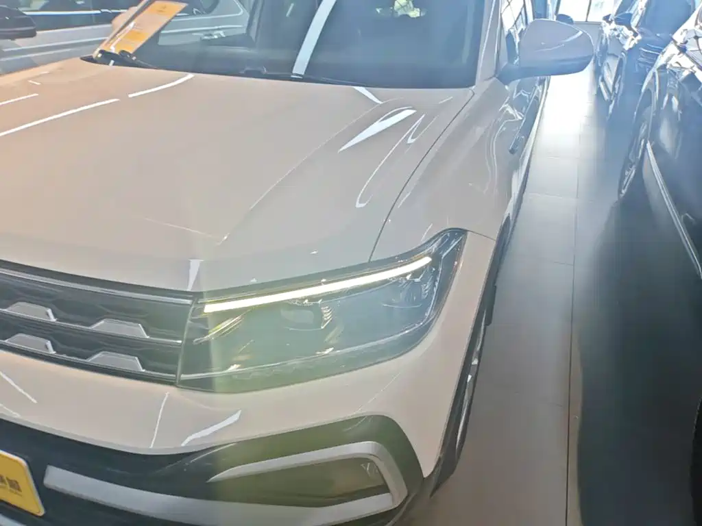 Volkswagen T-Cross 2021 — фото 24