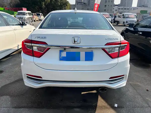 Honda Crider 2016