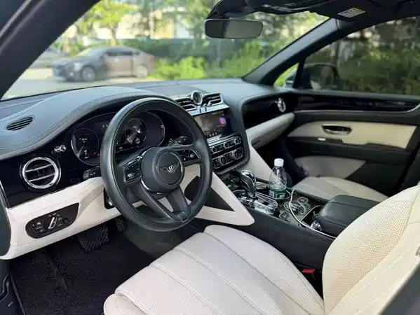 Bentley Bentayga 2020