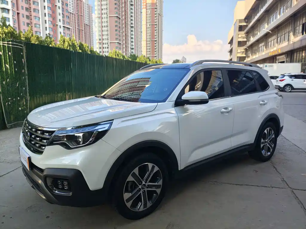 Kia Sportage 2021 — фото 1
