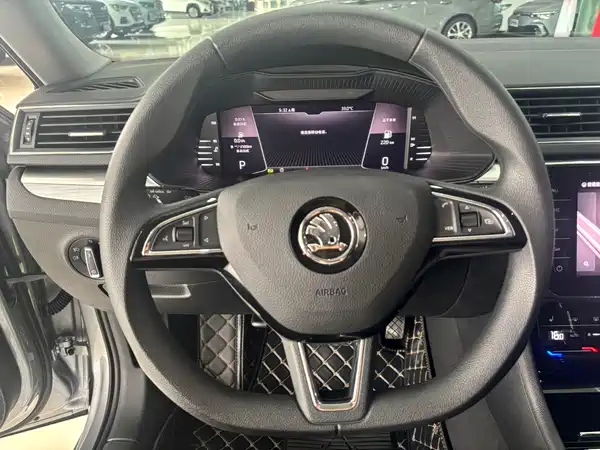 Skoda Superb 2023