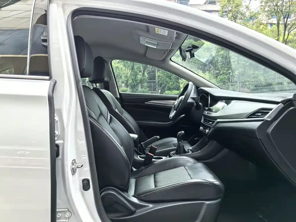Changan Escape 2019 — фото 16