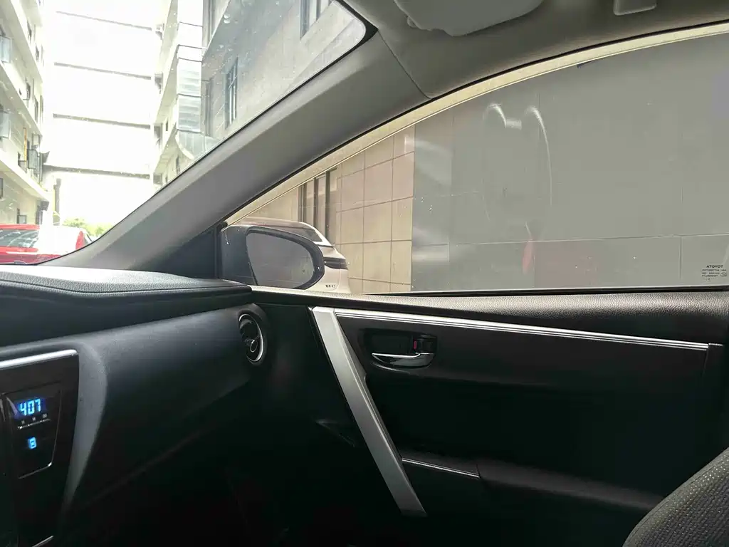 Toyota Levin 2018 — фото 15