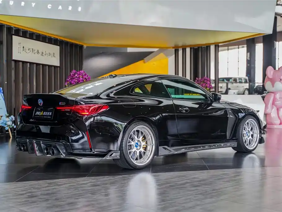 BMW M4 2025 — фото 18