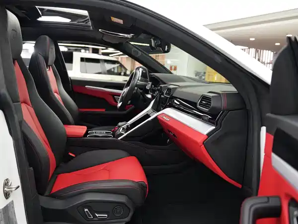 Lamborghini Urus 2018