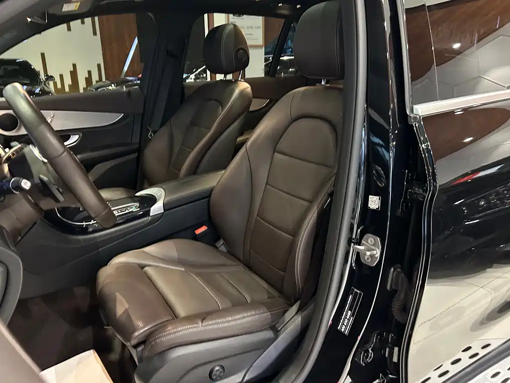Mercedes-Benz GLC 2020 — фото 10