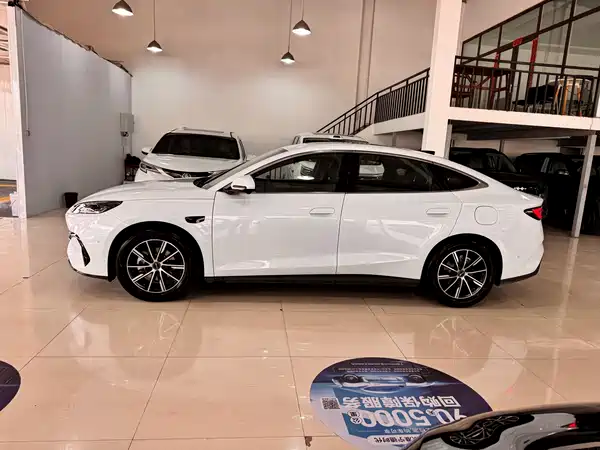 BYD Seal 06 2025
