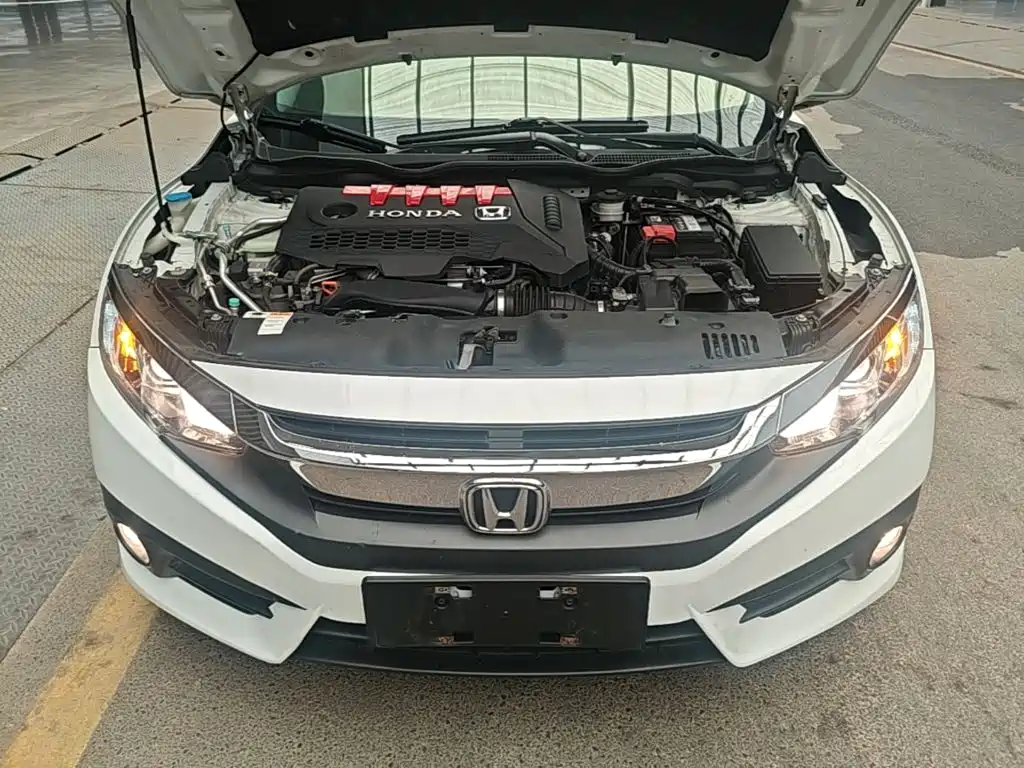 Honda Civic 2018 — фото 20