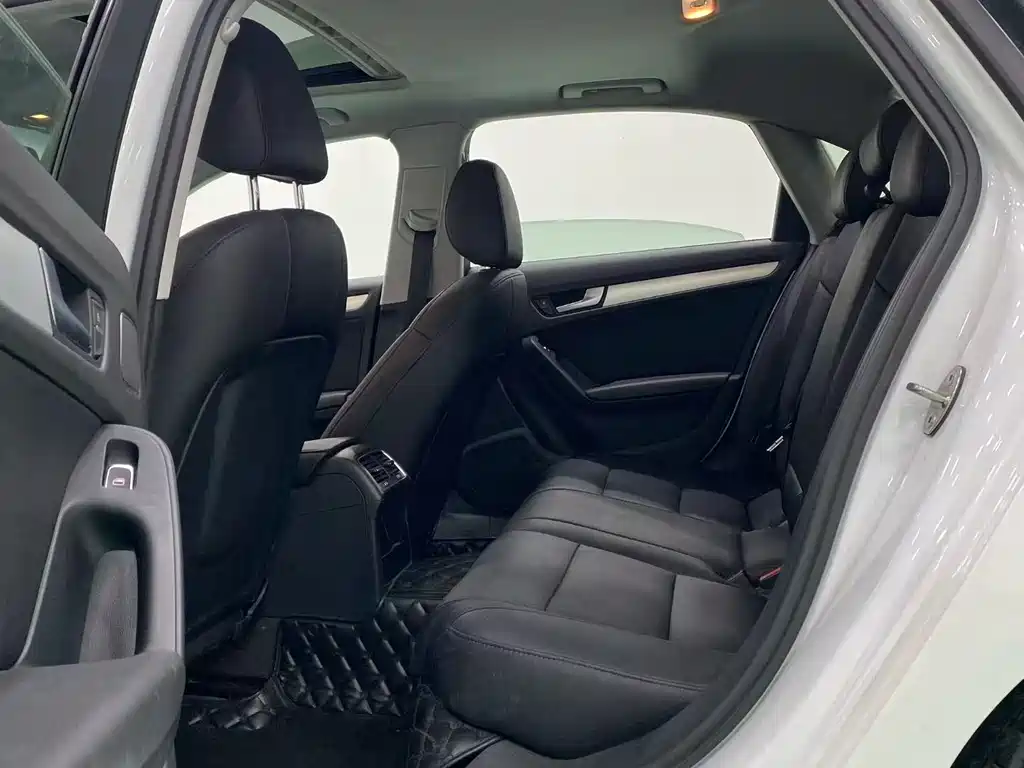 Audi A4L 2017
