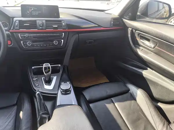 BMW 3 Series 2015