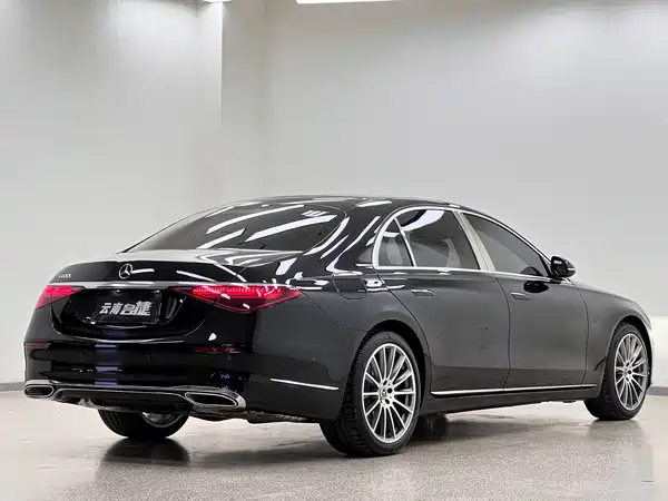 Mercedes-Benz S-Class 2024