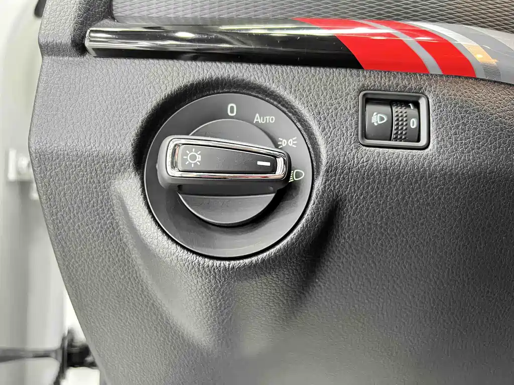 Skoda Kamiq 2023 — фото 14