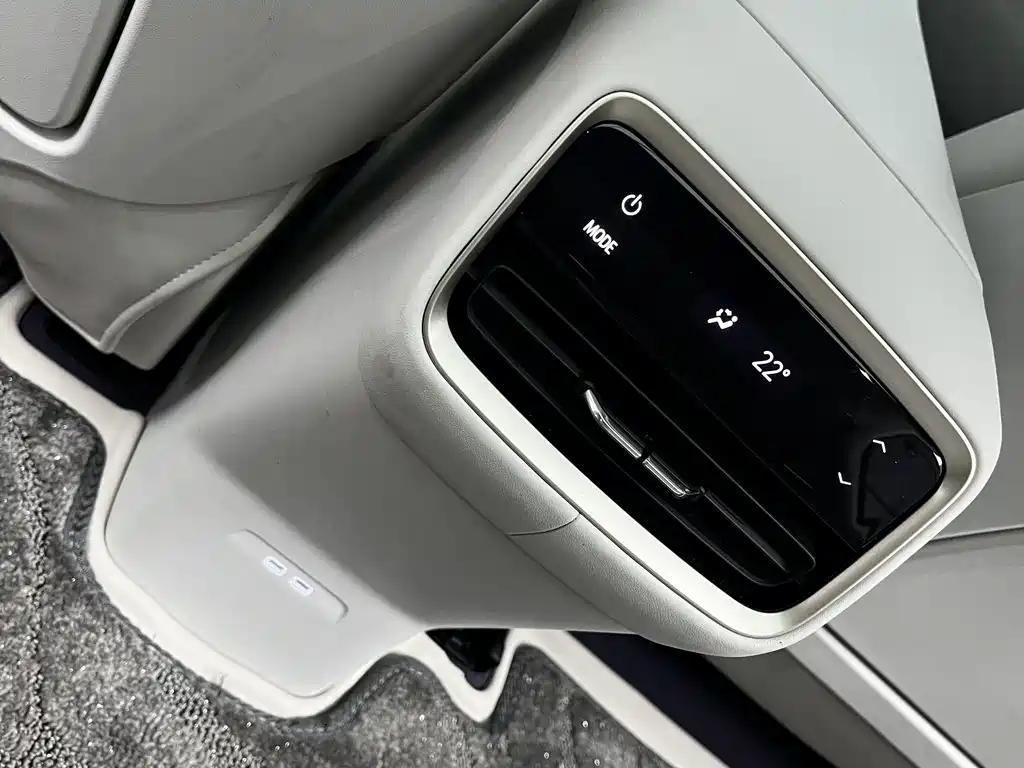 Buick Electra L7 2025 — фото 11