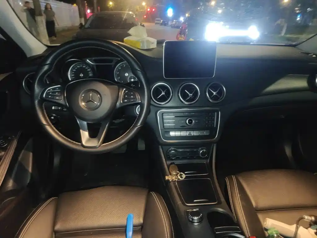 Mercedes-Benz GLA 2018 — фото 6