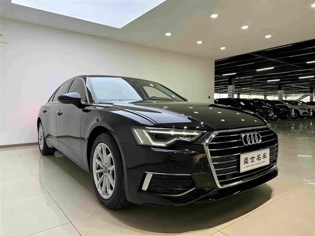 Audi A6L 2022 — фото 4