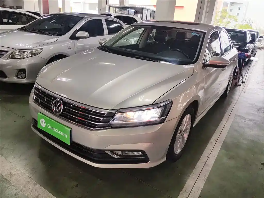 Volkswagen Passat 2017 — фото 2