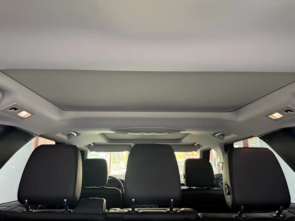 Land Rover Discovery 2021 — фото 20