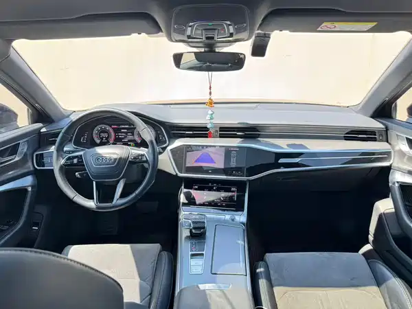 Audi A6L 2023