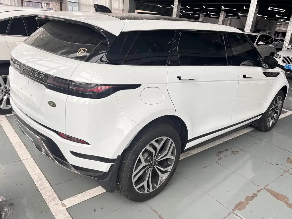 Land Rover Range Rover Evoque 2024 — фото 14