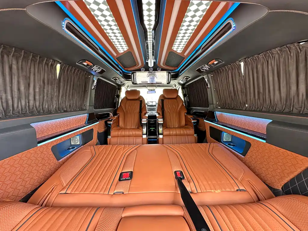 Mercedes-Benz Vito 2023 — фото 15