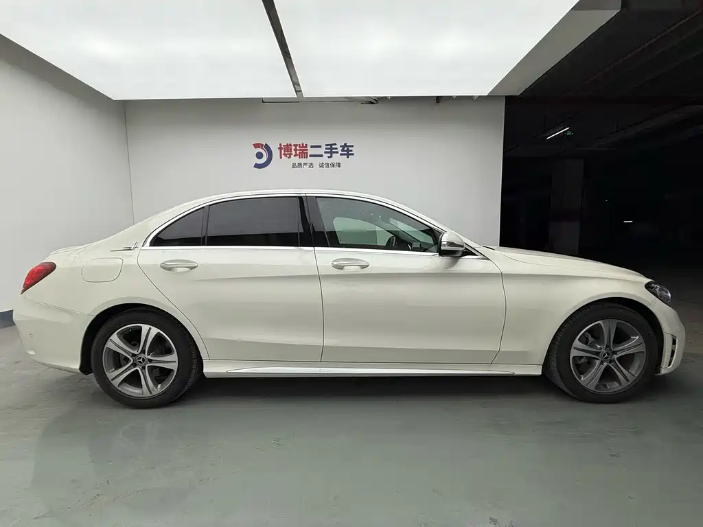 Mercedes-Benz C-Class 2019 — фото 6