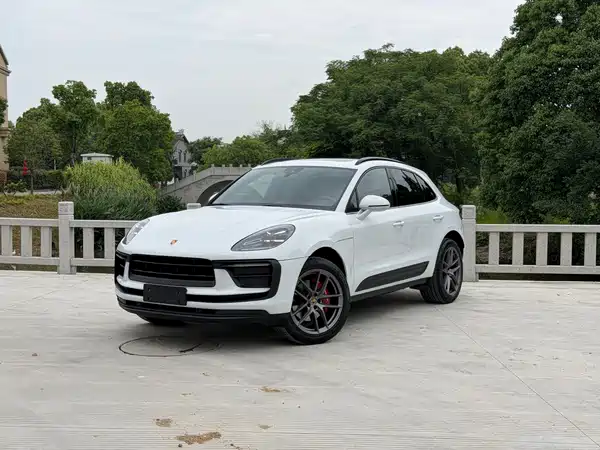 Porsche Macan 2023