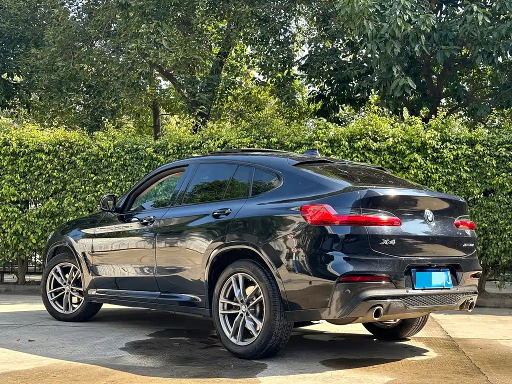 BMW X4 2021 — фото 7