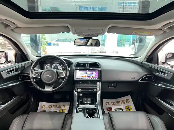 Jaguar XEL 2018