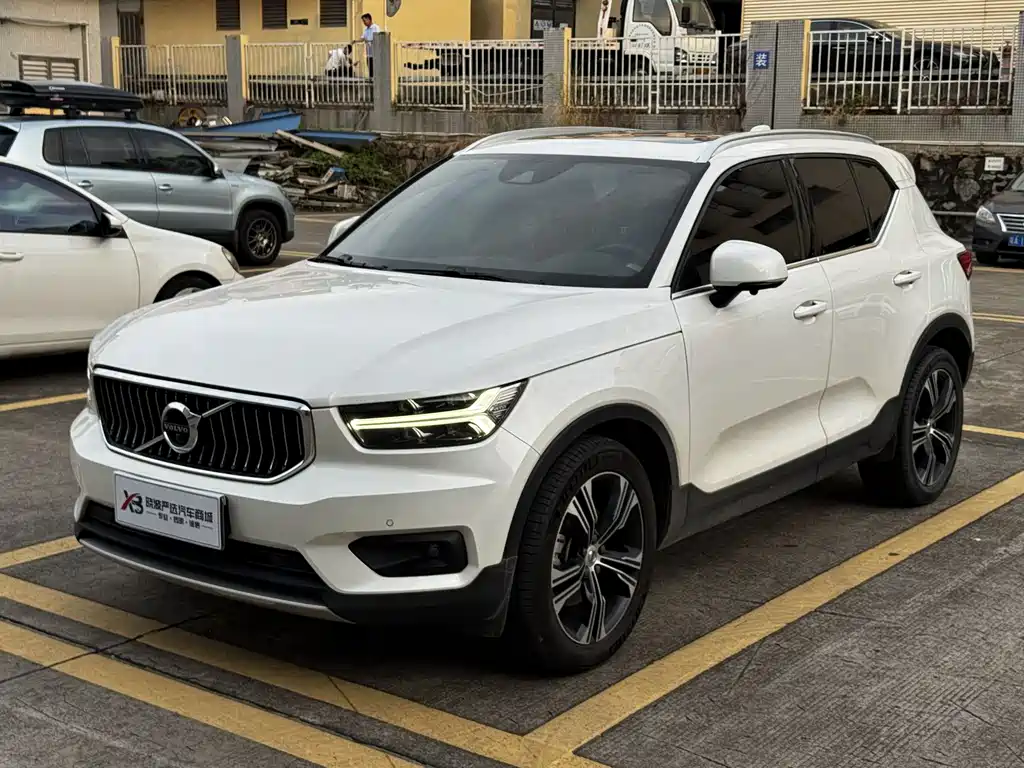 Volvo XC40 2020