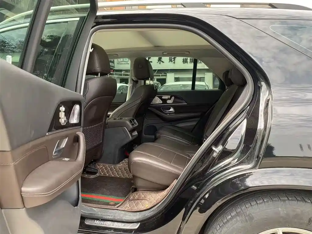 Mercedes-Benz GLE 2020 — фото 10