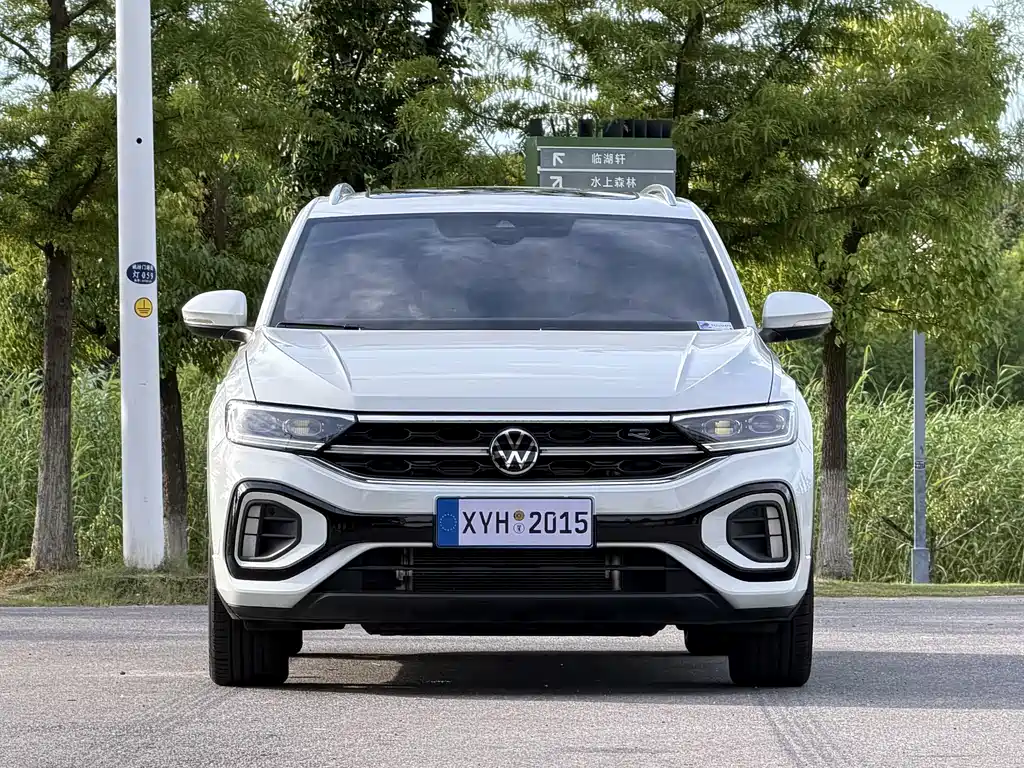 Volkswagen T-Roc 2024 — фото 2