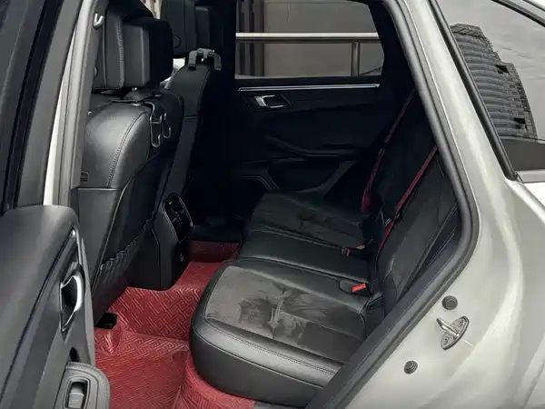 Porsche Macan 2021
