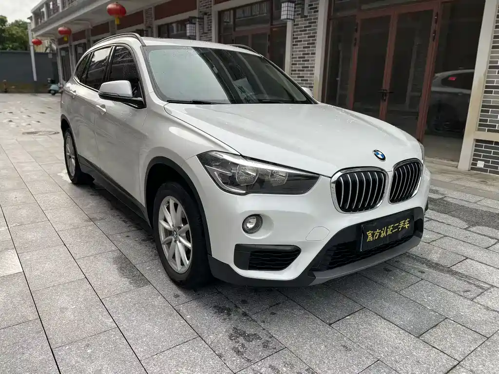 BMW X1 2018 — фото 3