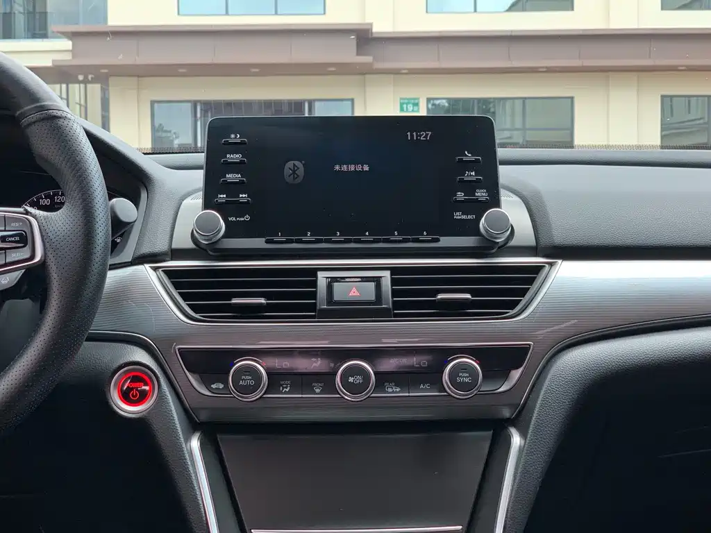 Honda Accord 2021 — фото 18