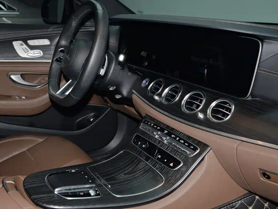 Mercedes-Benz E-Class New Energy 2023 — фото 18