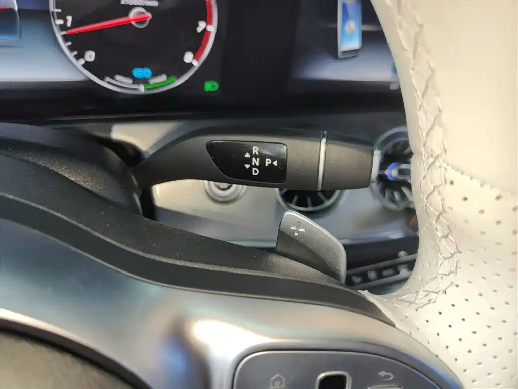 Mercedes-Benz E-Class 2020 — фото 14
