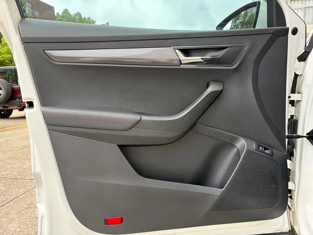 Skoda Karoq 2022 — фото 15