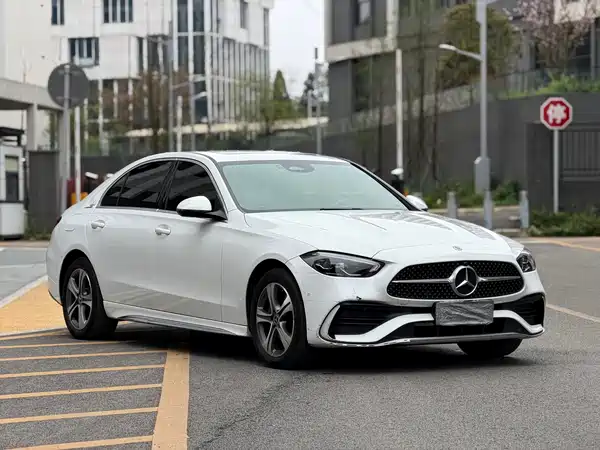 Mercedes-Benz C-Class 2022