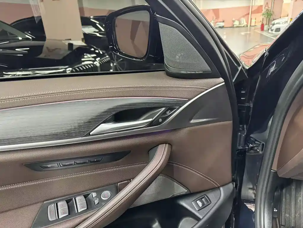 BMW 5 Series 2022