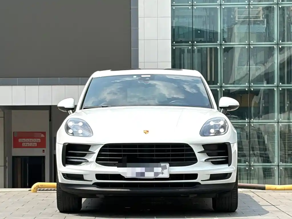 Porsche Macan 2020